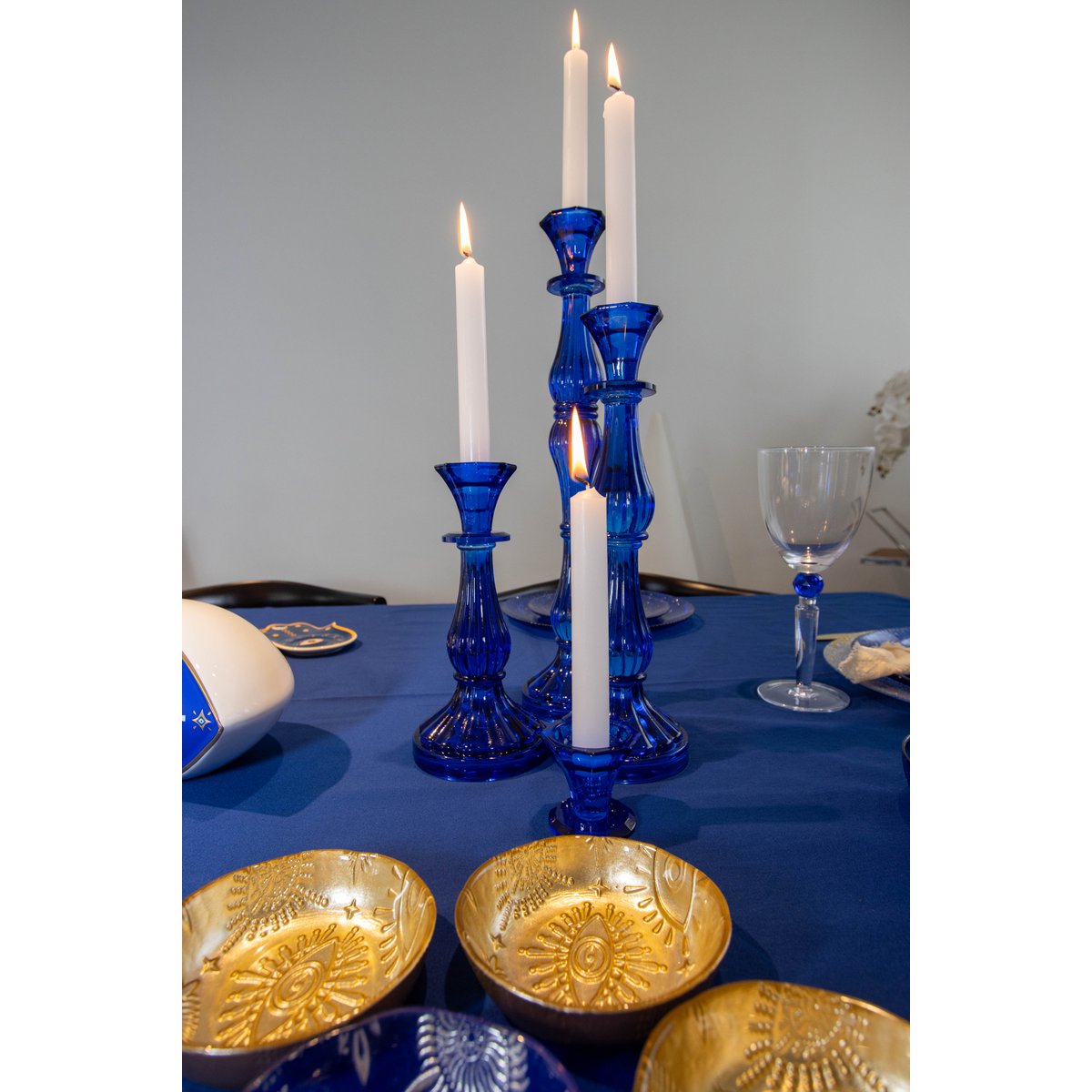 Medium blue candlestick model H31cm