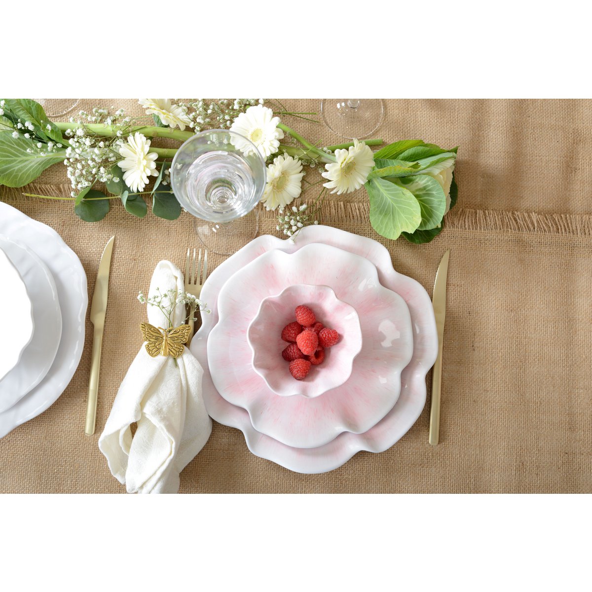 Rose dessert plate in melamine 23x23x2cm