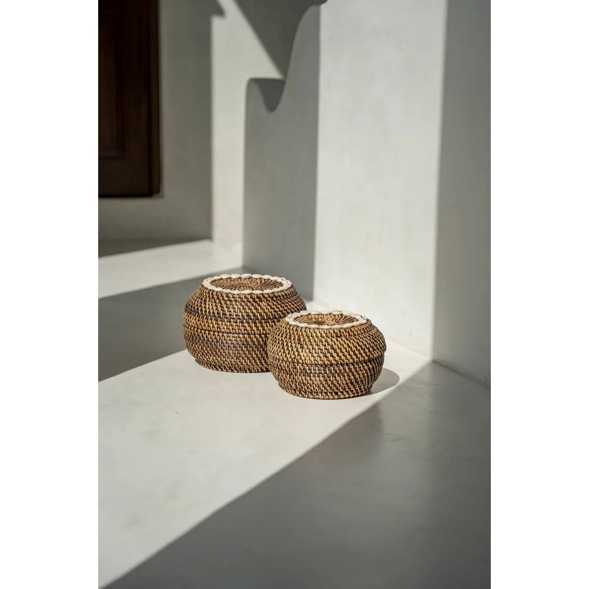 De Koloniale Peek-a-Boo Mand - Natuurlijk Bruin - M