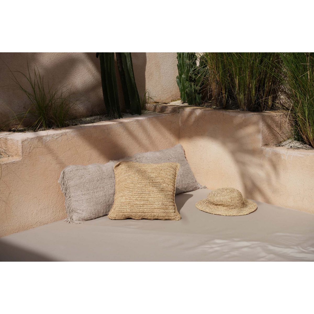 De Oh My Gee Kussenhoes - Beige - 35x100