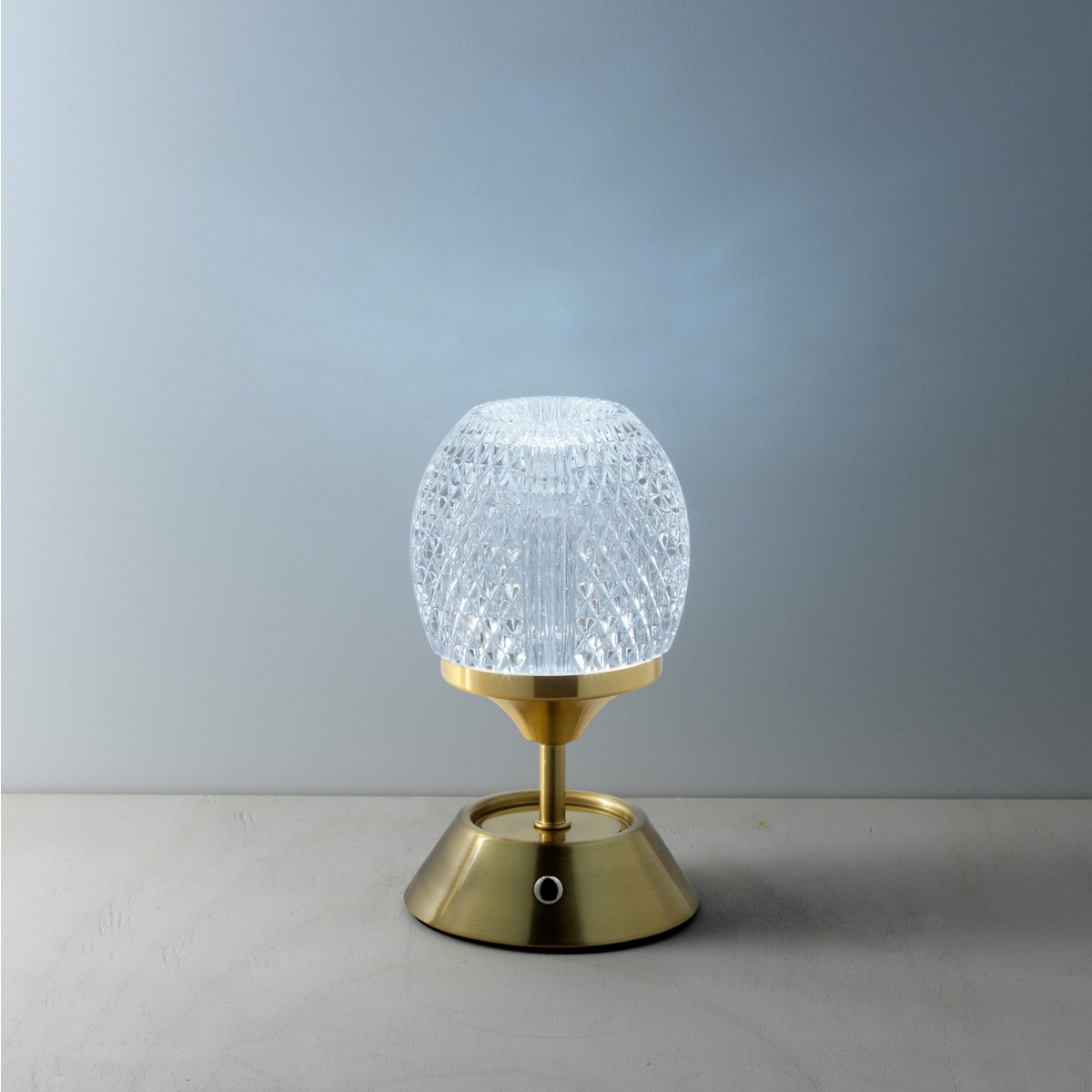 The Glow Sinatra Led Table Lamp