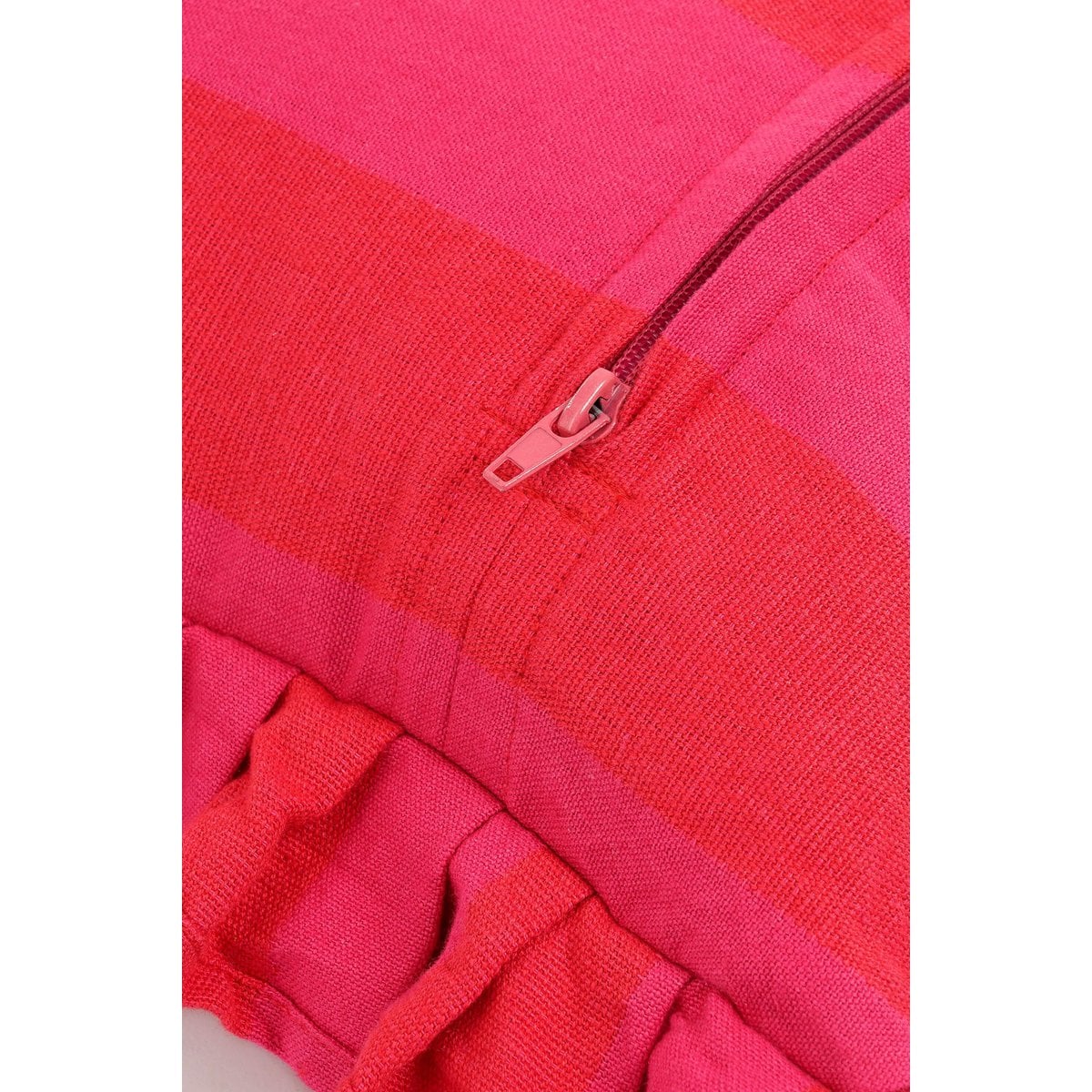 Decorative cushion Pink