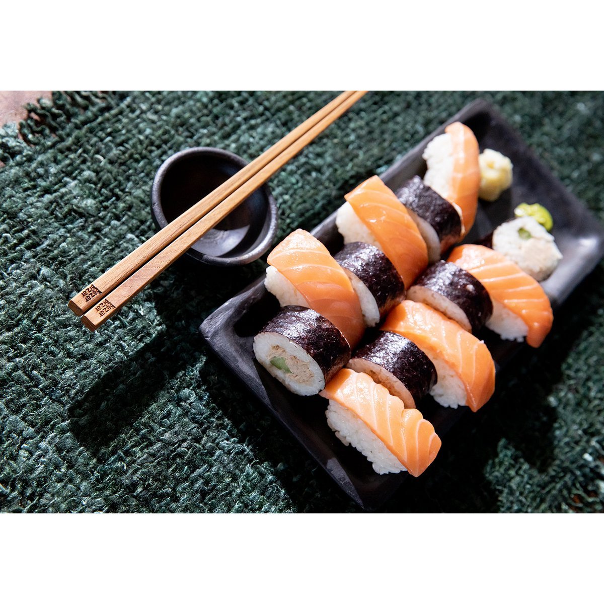 The Burned Sushi Plate - Black - M